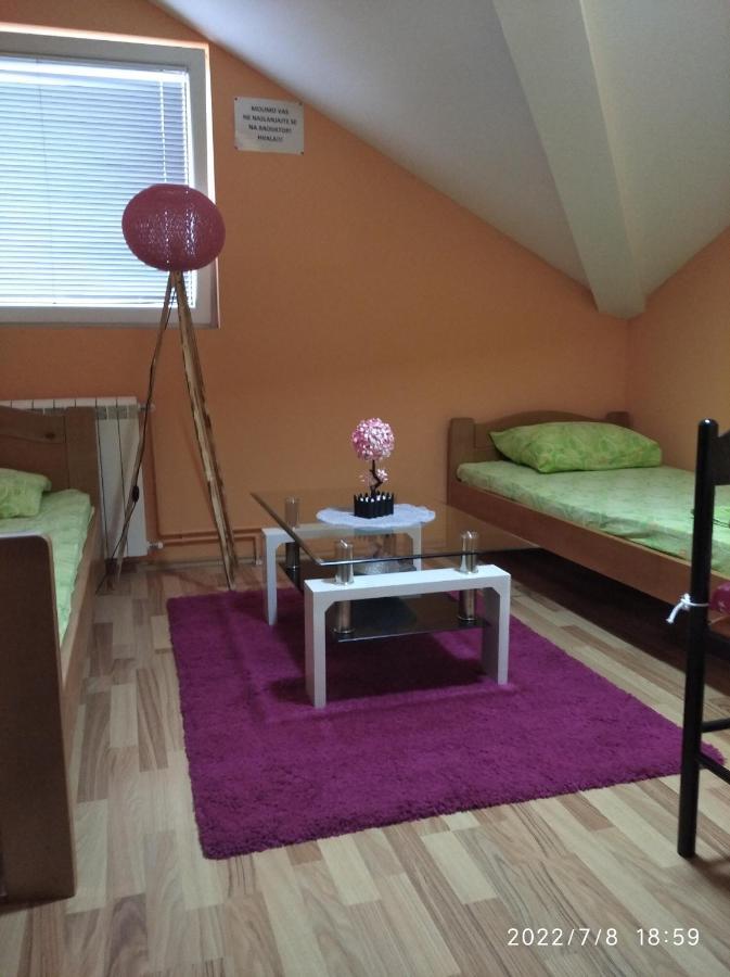 Buric Rooms Niksic Exterior foto