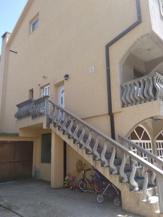Buric Rooms Niksic Exterior foto
